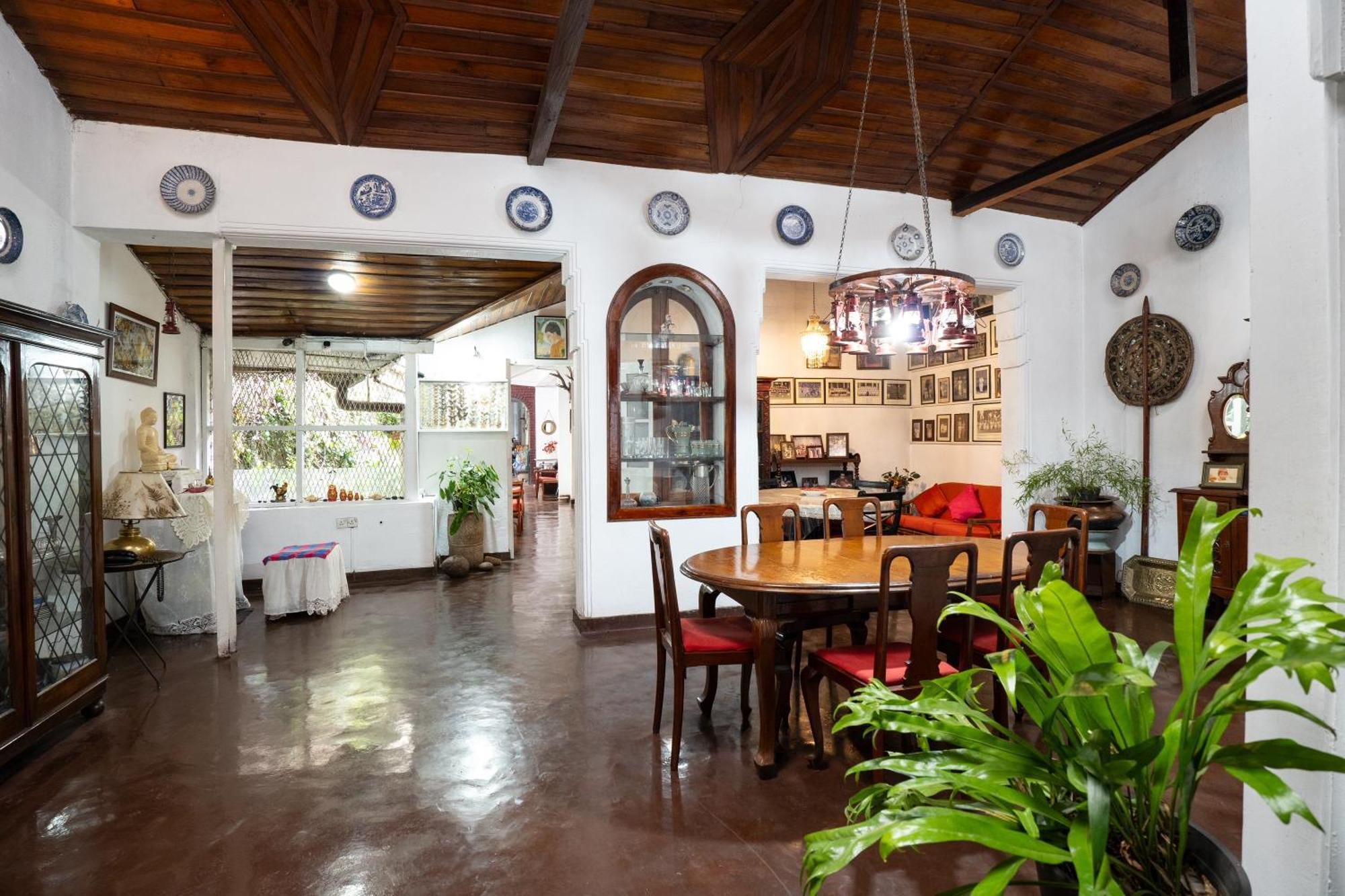 Kandy Inn Madugalle'S Family Guest House المظهر الخارجي الصورة