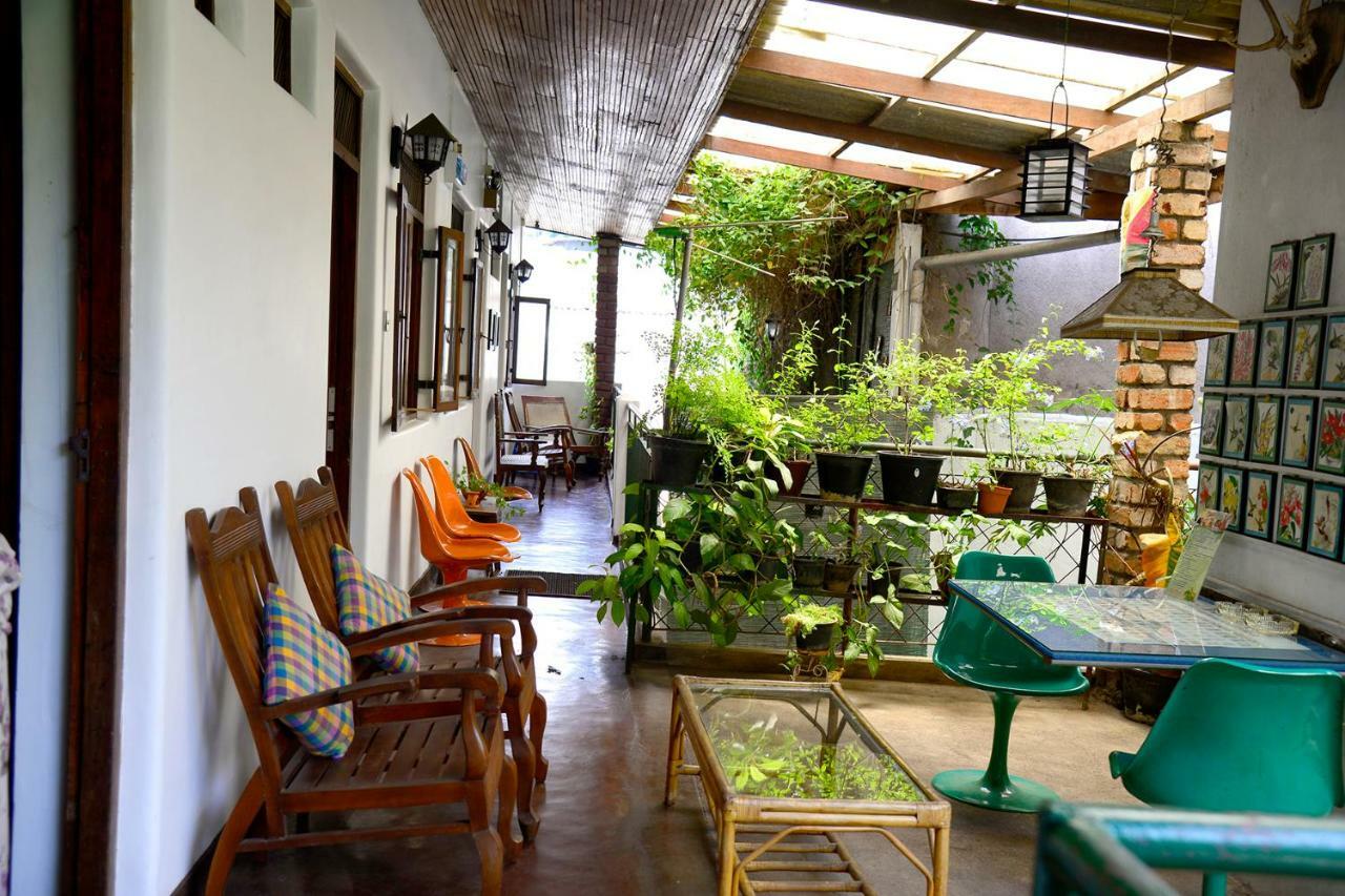Kandy Inn Madugalle'S Family Guest House المظهر الخارجي الصورة